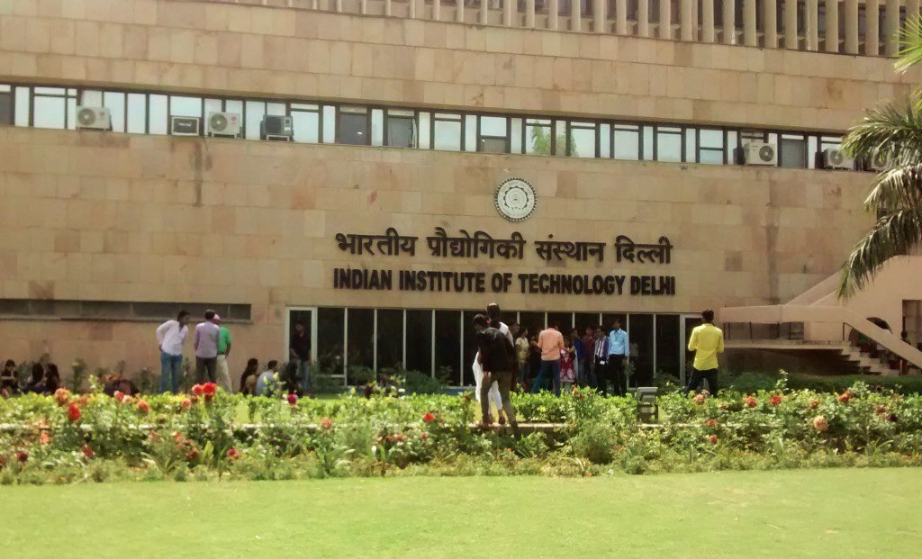 656 drop out in IITs and 49 dropouts from IIMs in the year 2015-16 said ...