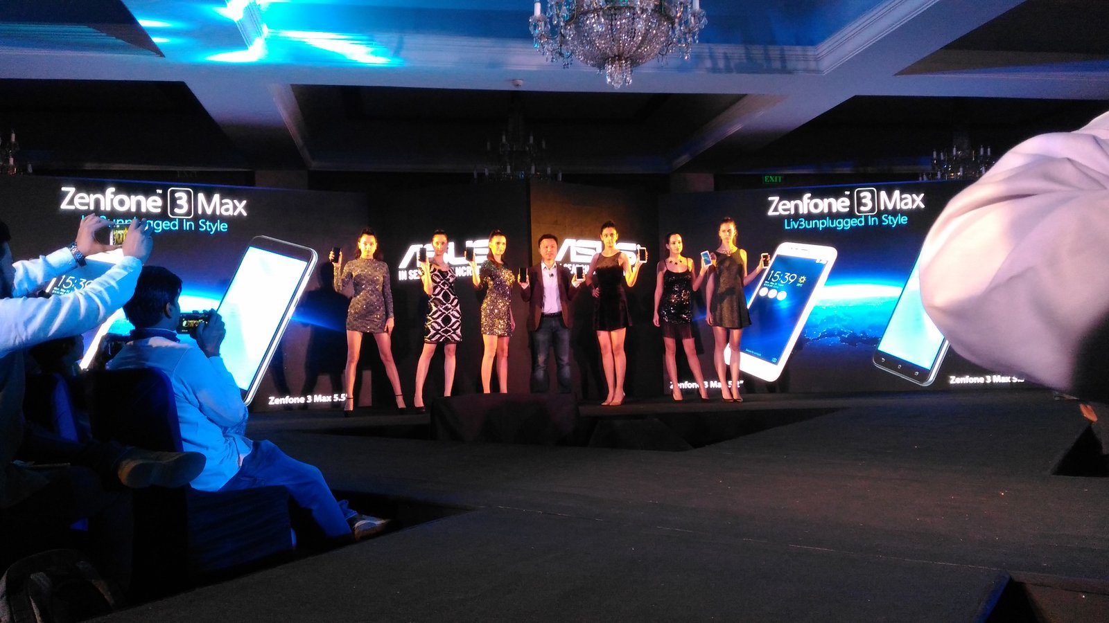 ASUS launches Zenfone 3 Max in India, Priced at Rs 12,999 Peter Chang Launching ASUS Zenfone 3 Max