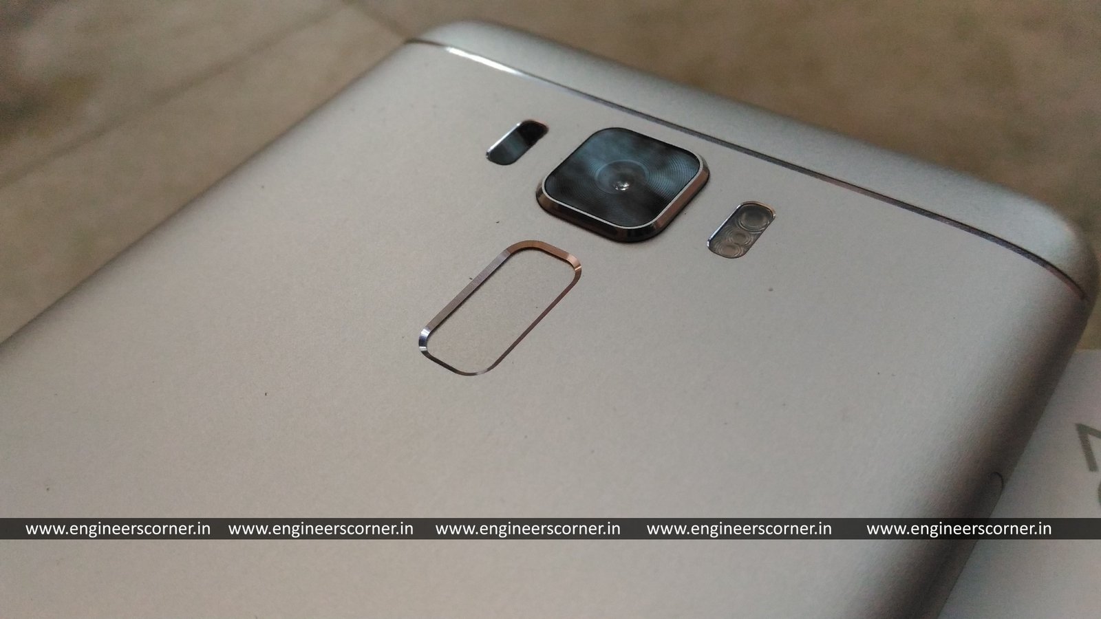 ASUS Zenfone 3 Laser Camera